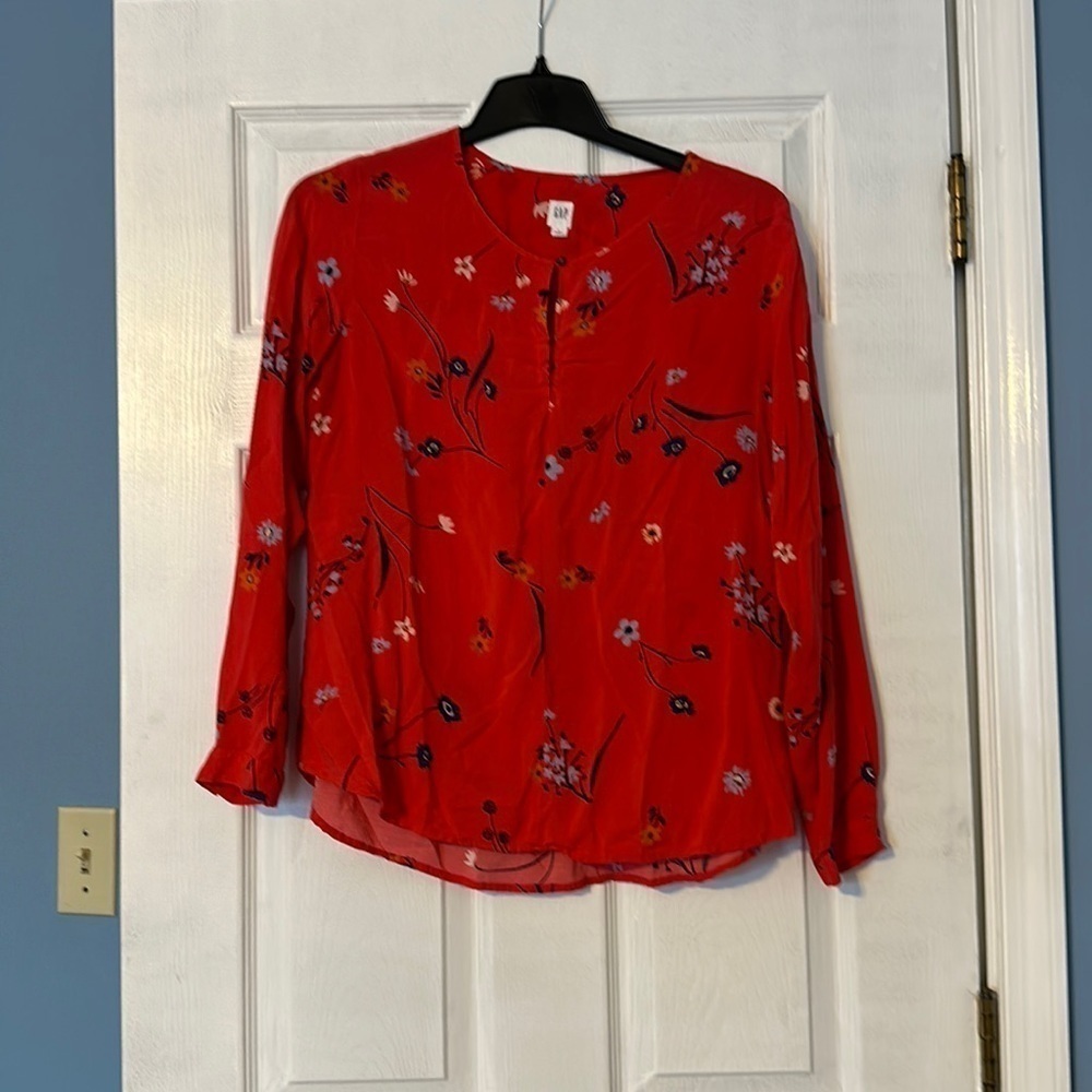 GAP womens long sleeve top; size large